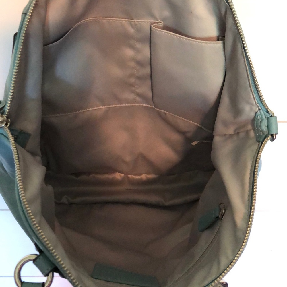 Coach purse - Picture 5 of 6